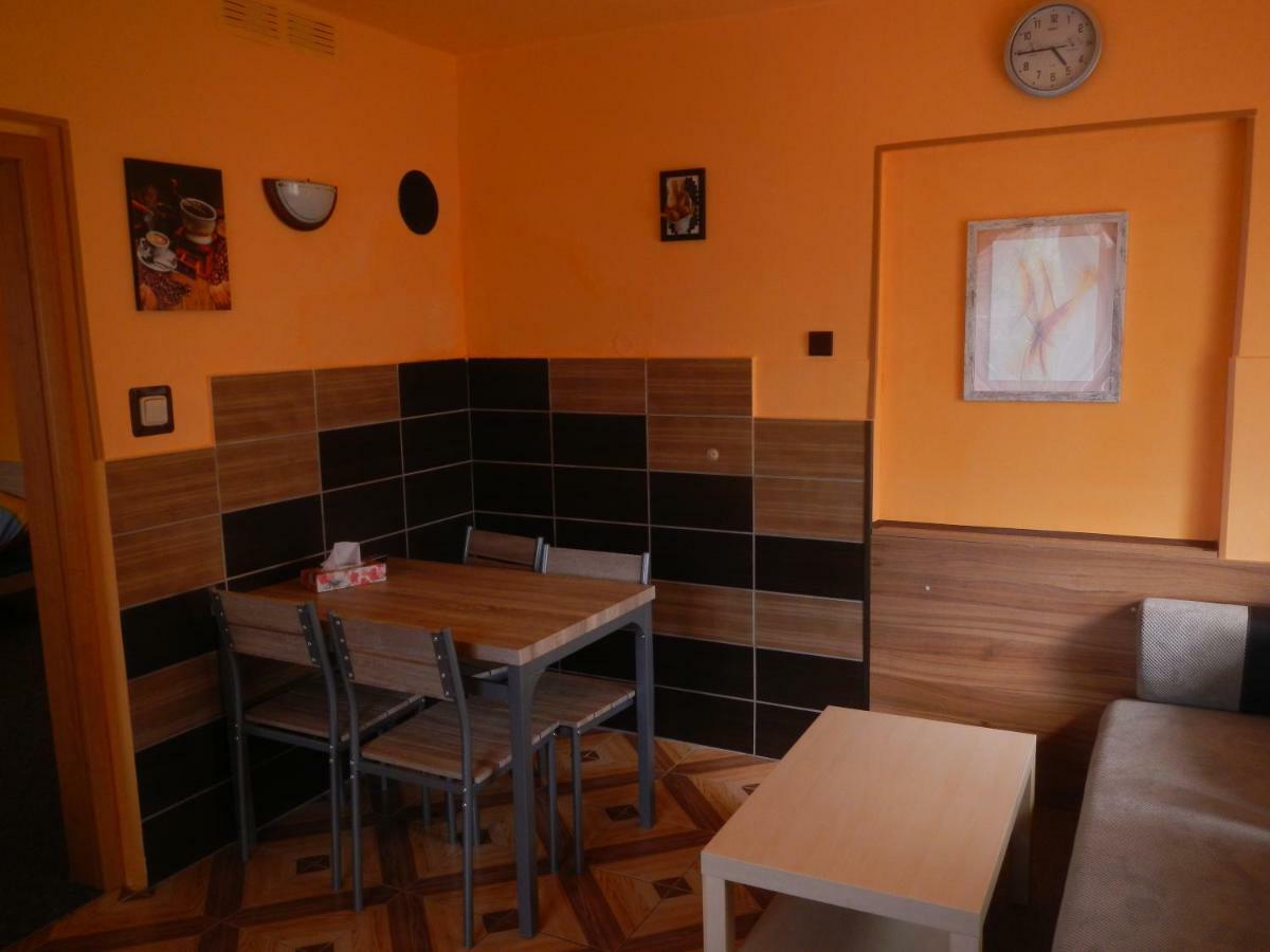 Apartmany Sarka Ujezd U Hradce Kralove Hradec Králové Екстериор снимка