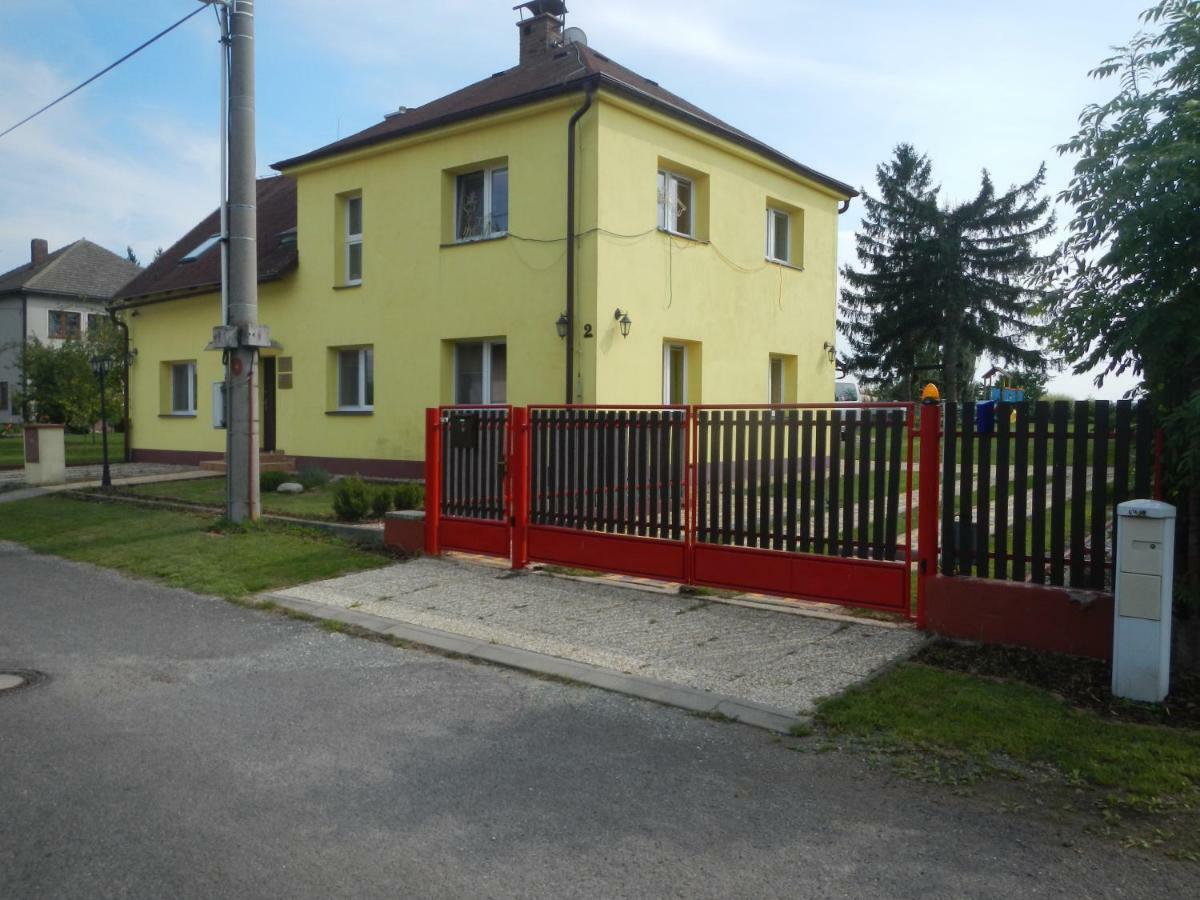 Apartmany Sarka Ujezd U Hradce Kralove Hradec Králové Екстериор снимка